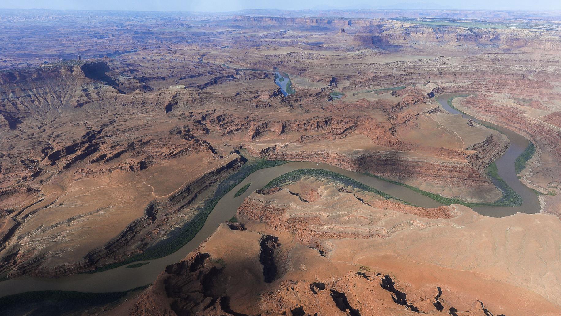 Colorado River tops group's 'endangered' list — again